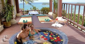 12 affordable and luxury hotels in Phuket with Jacuzzis and bathtubs and amazing views in Phuket