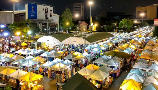 6 Reasons to shop at Bangkok’s Muslim-friendly night market, TaladNad Kokotho, with halal food to eat and things to buy